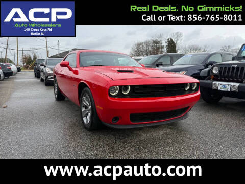 2015 Dodge Challenger SXT