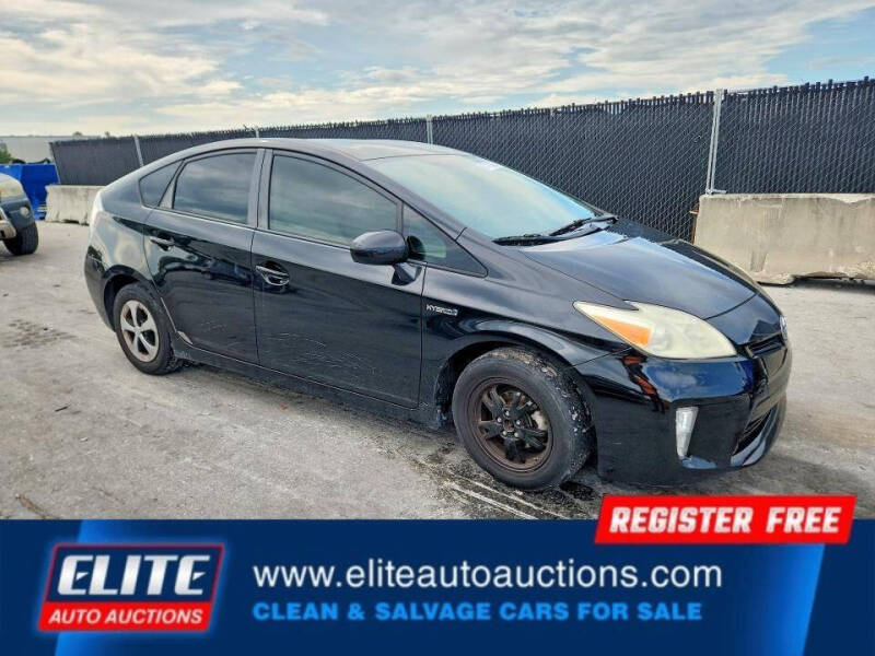 2013 Toyota Prius Two