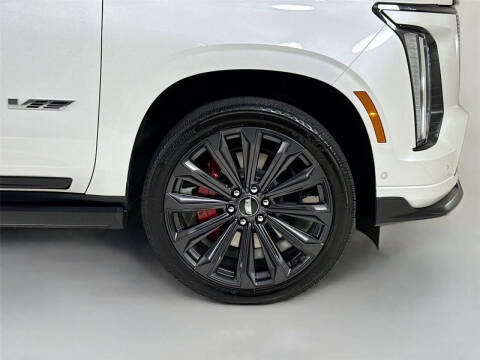 2025 Cadillac Escalade-V