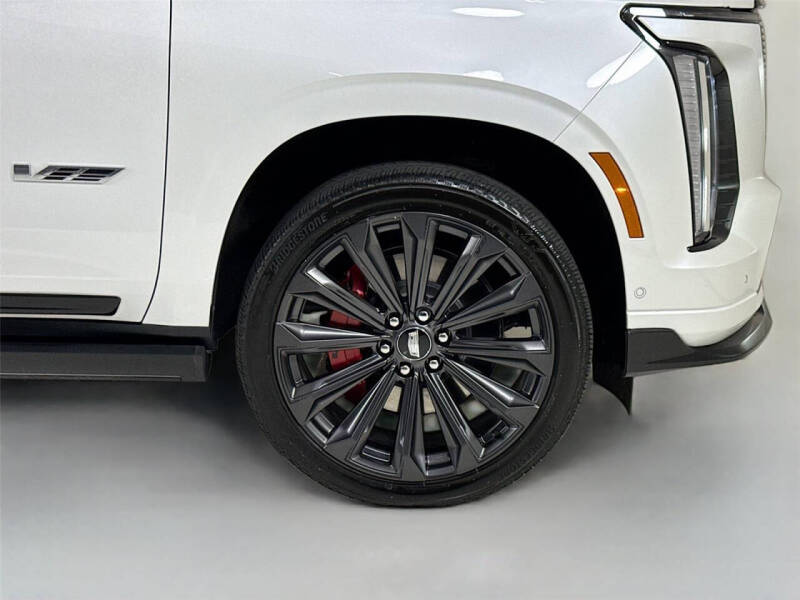 2025 Cadillac Escalade-V