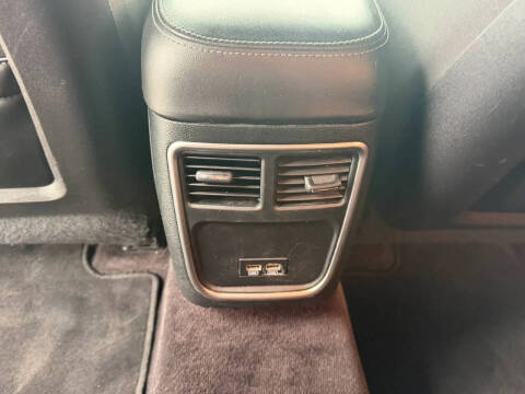 2017 Dodge Charger SXT