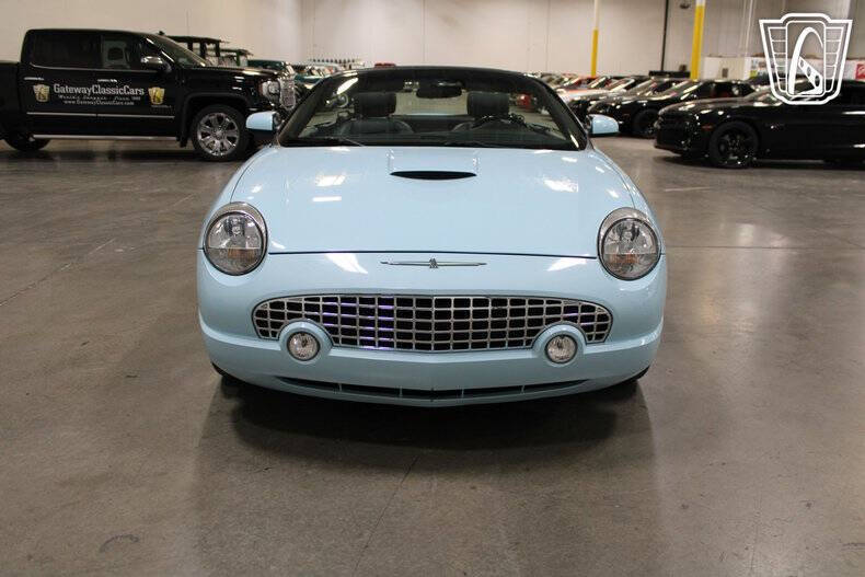 2003 Ford Thunderbird