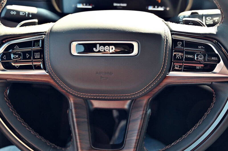 2025 Jeep Grand Cherokee L Summit