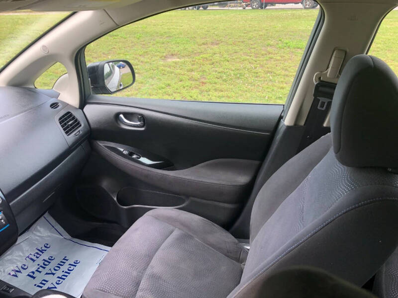 2016 Nissan LEAF SV