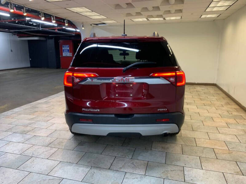 2018 GMC Acadia SLE-2