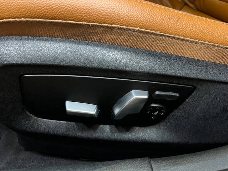 2017 BMW 5 Series 540i