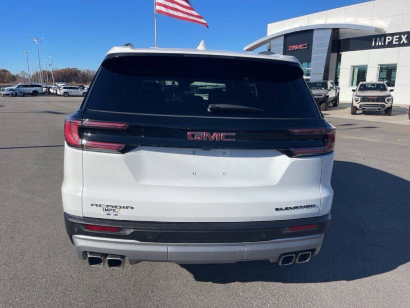 2025 GMC Acadia Elevation