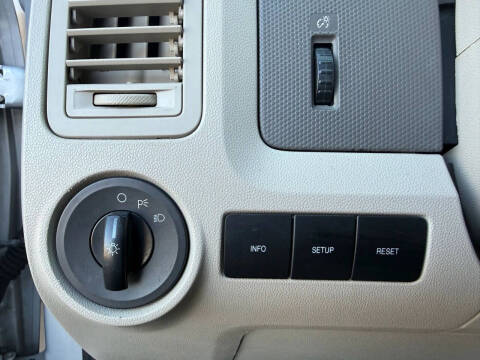 2011 Ford Escape XLS