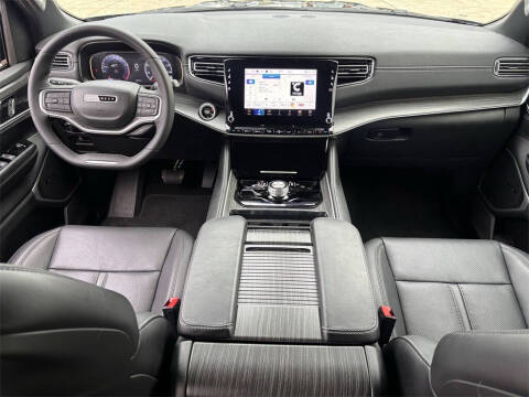 2023 Jeep Wagoneer Series II