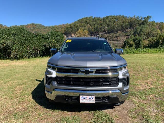 Used 2024 Chevrolet Silverado 1500 LT with VIN 1GCUDDED0RZ102058 for sale in Hazard, KY