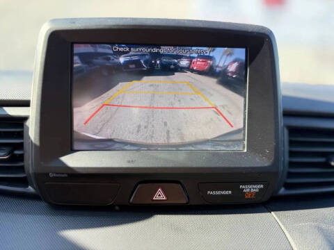 2019 Hyundai Veloster