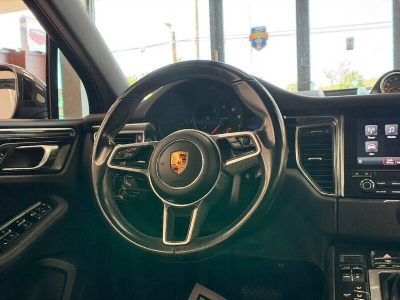 2018 Porsche Macan