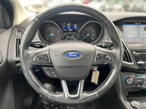 2017 Ford Focus SEL