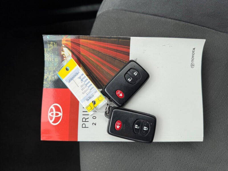 2013 Toyota Prius Two