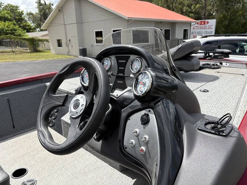 2020 Tracker Pro195TXW