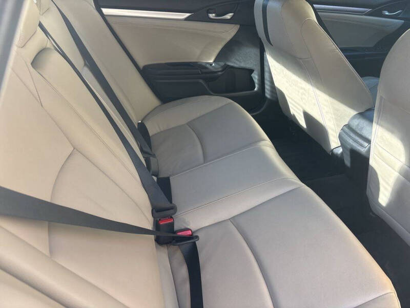 2018 Honda Civic EX-L