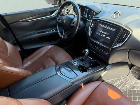 2017 Maserati Ghibli