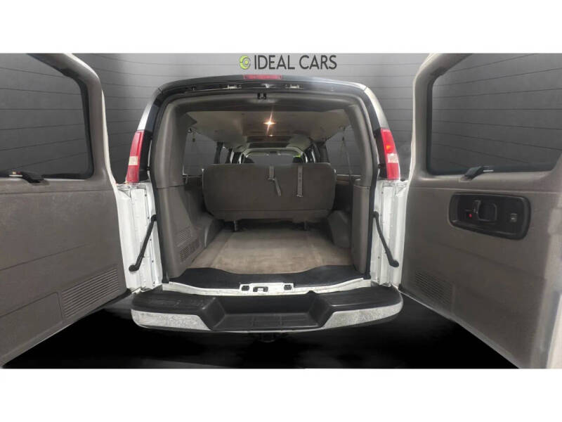 2004 Chevrolet Express 3500