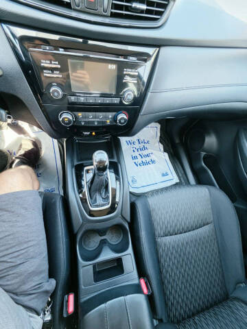 2017 Nissan Rogue S
