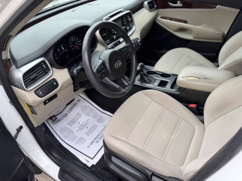 2016 Kia Sorento LX