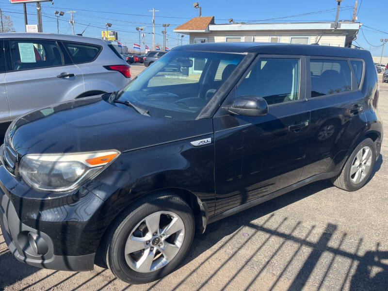 2017 Kia Soul Base's photo