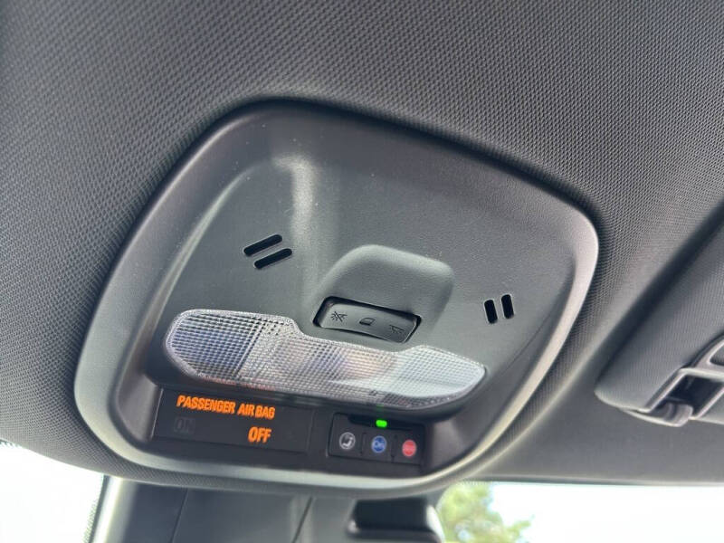 2025 Chevrolet Trax RS