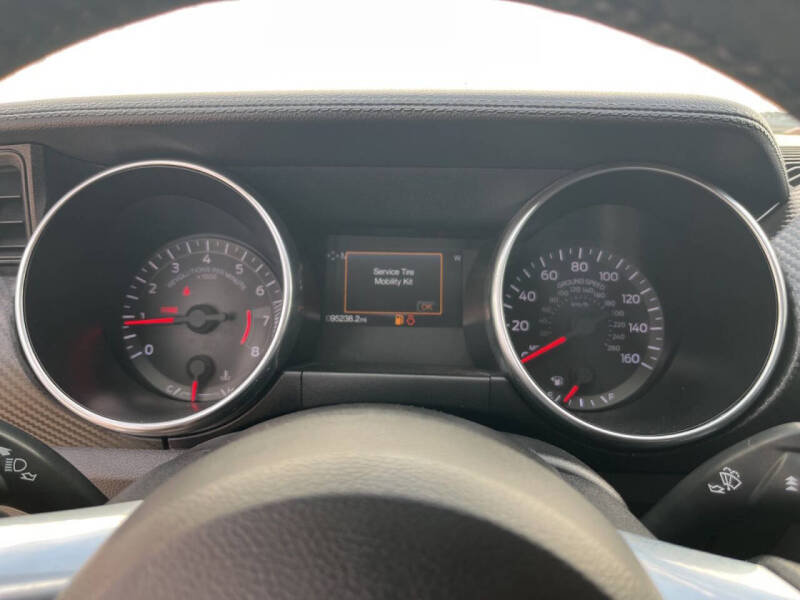2020 Ford Mustang EcoBoost