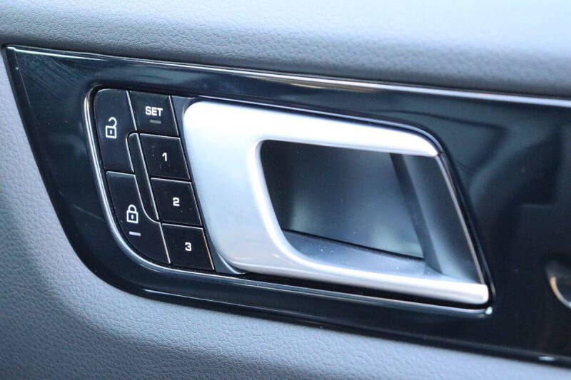 2021 Porsche Cayenne Coupe