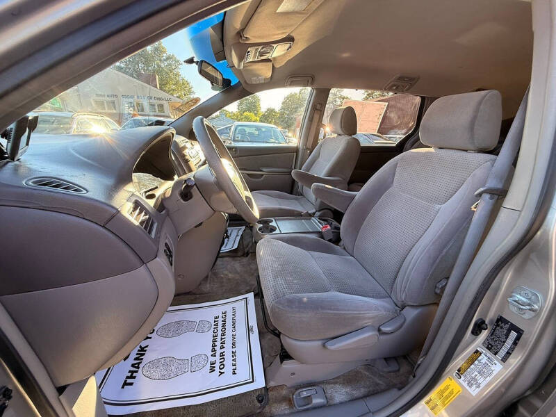 2006 Toyota Sienna LE 7 Passenger