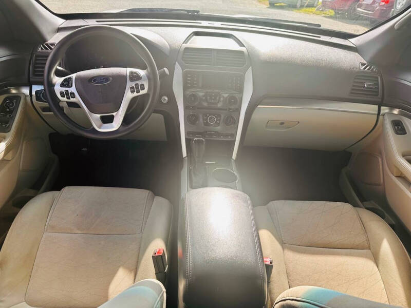 2012 Ford Explorer