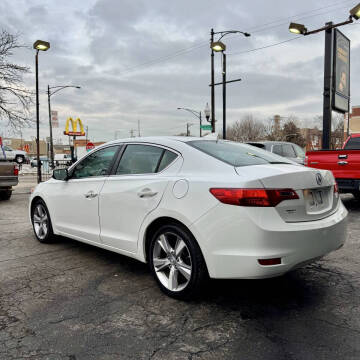 2013 Acura ILX 2.0L w/Tech