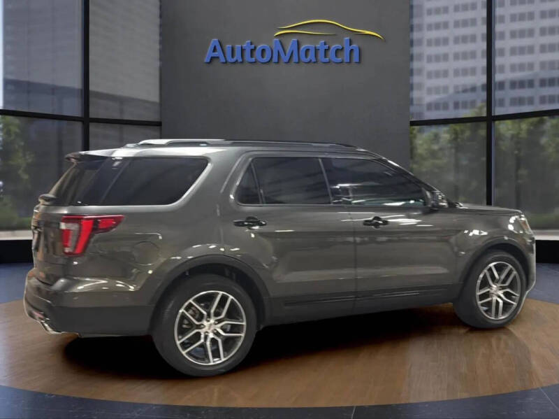 2019 Ford Explorer Sport