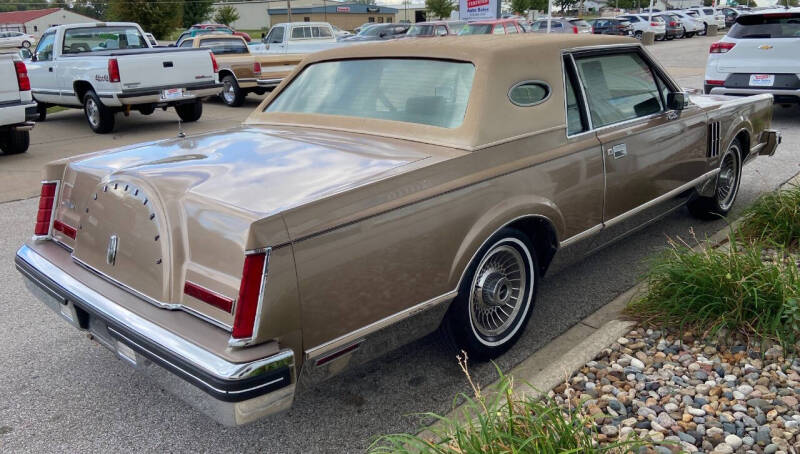1981 Lincoln Mark VI
