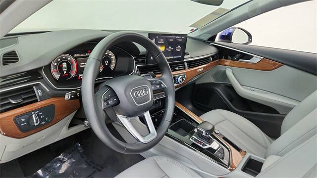 2024 Audi A4 quattro Premium Plus 40 TFSI