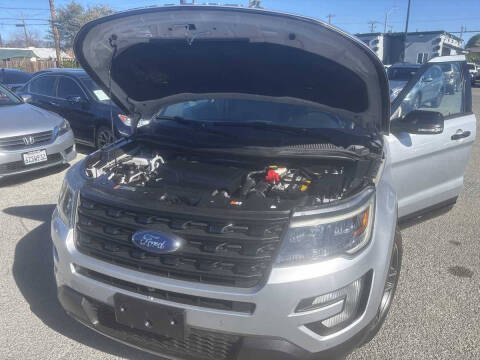 2016 Ford Explorer Sport