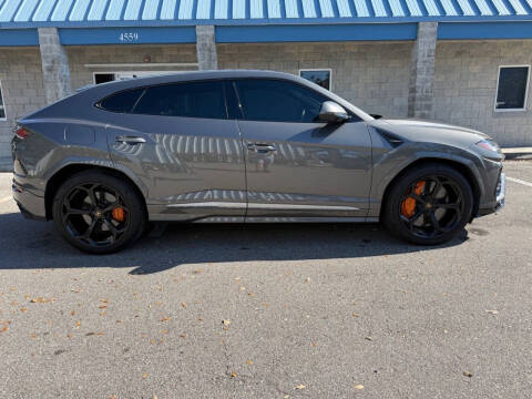 2021 Lamborghini Urus