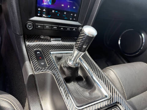 2011 Ford Mustang V6 Premium