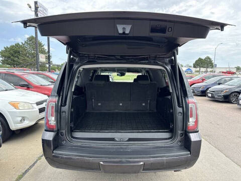 2017 GMC Yukon XL SLE