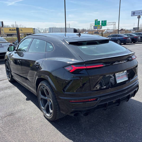 2020 Lamborghini Urus