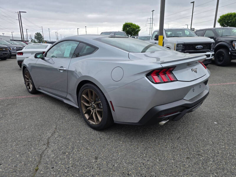 2025 Ford Mustang EcoBoost Premium