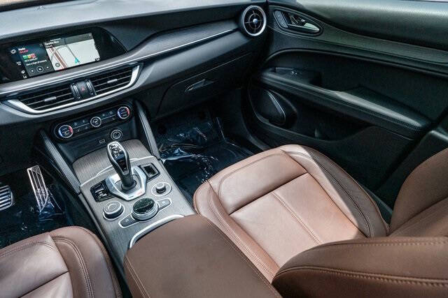 2022 Alfa Romeo Stelvio Ti