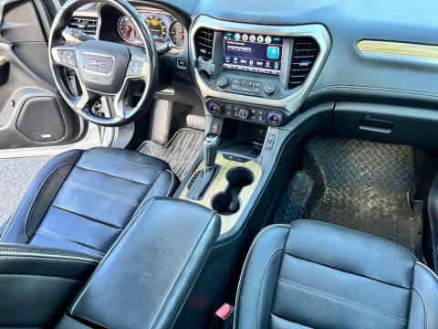 2019 GMC Acadia Denali