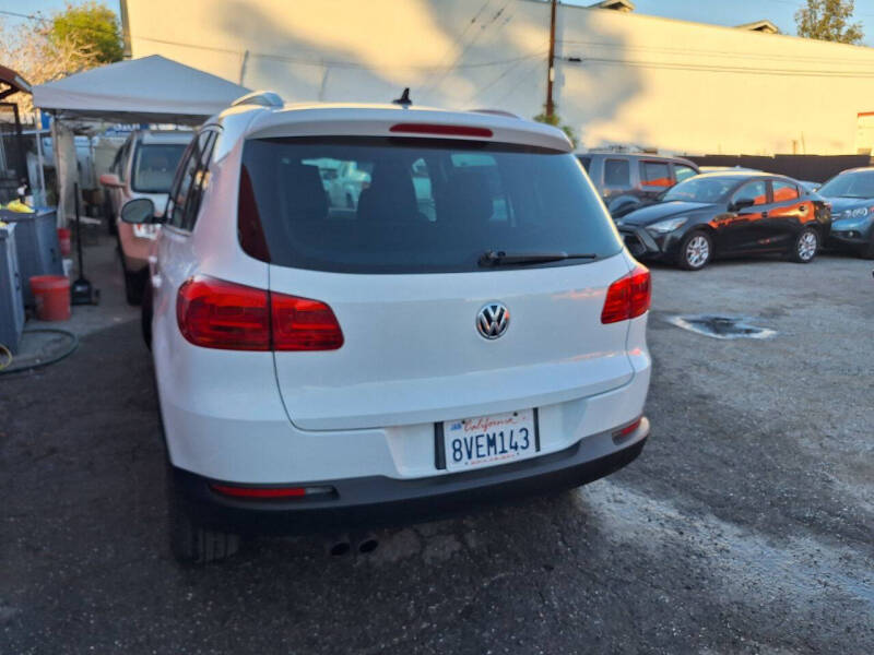 2017 Volkswagen Tiguan 2.0T Wolfsburg Edition