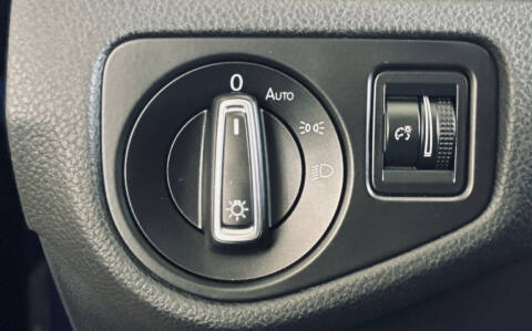 2017 Volkswagen e-Golf SE