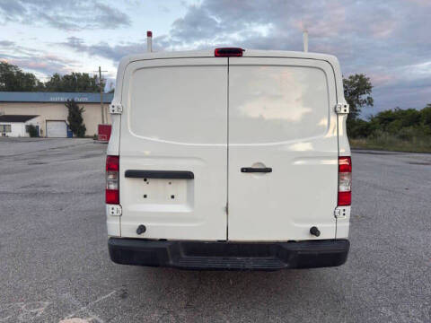 2017 Nissan NV 1500 SV