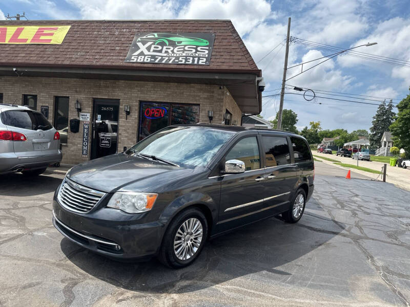 2013 Chrysler Town and Country for sale at Xpress Auto Sales in Roseville MI