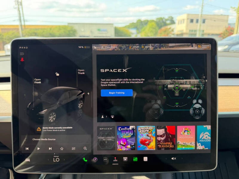 2024 Tesla Model Y Long Range