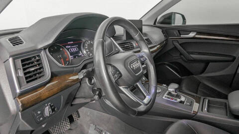 2019 Audi Q5 quattro Premium 45 TFSI