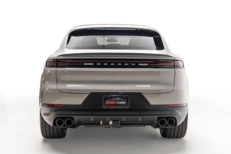 2024 Porsche Cayenne Coupe