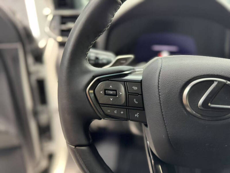 2024 Lexus LX 600 Luxury